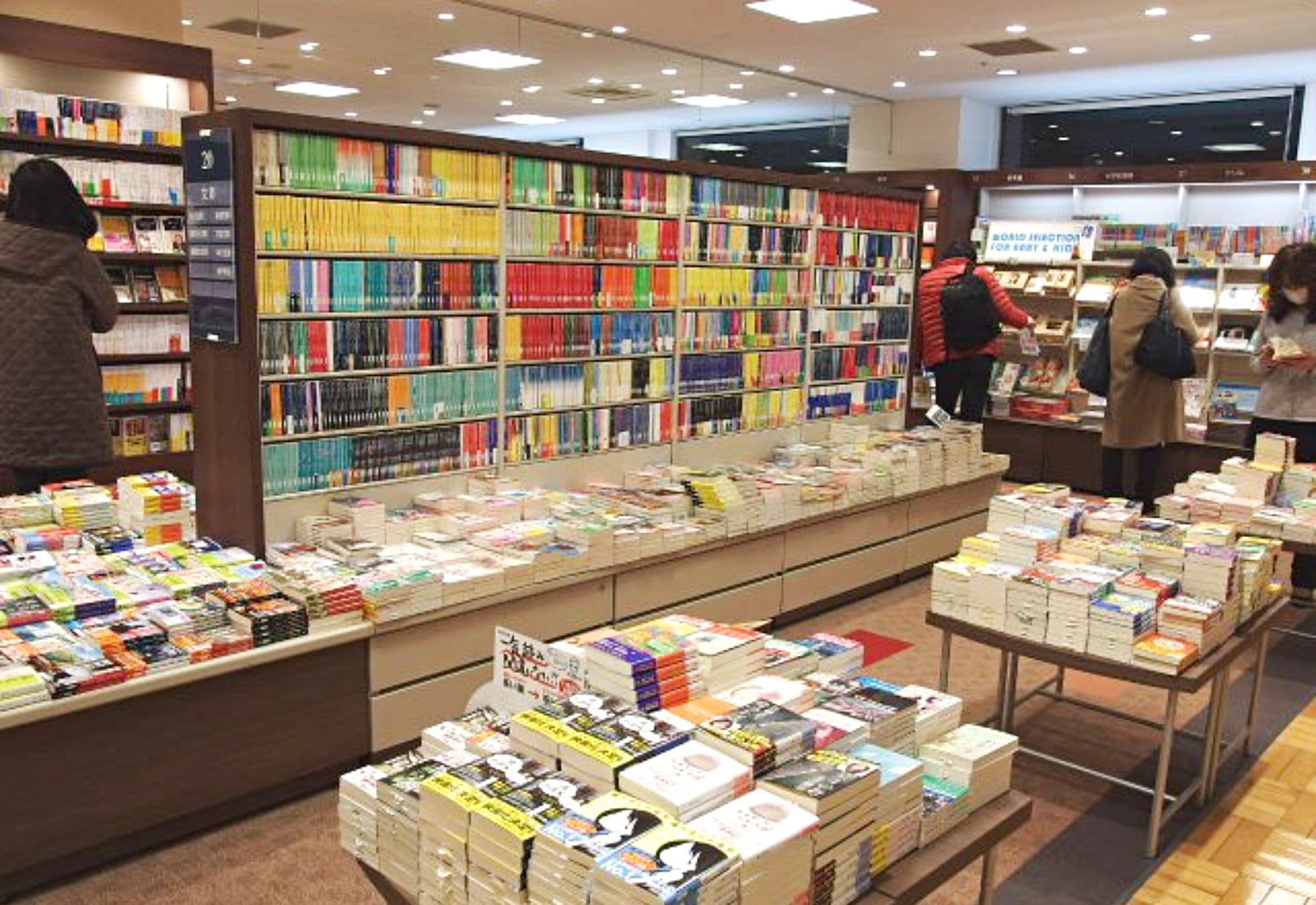 8 Tokyo Bookstores Filled With Foreign-language Books