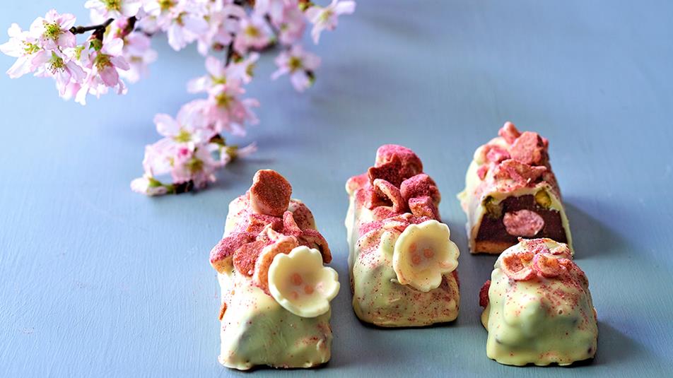 12 Irresistible Sakura-Flavored Treats To Try This Spring - Savvy Tokyo