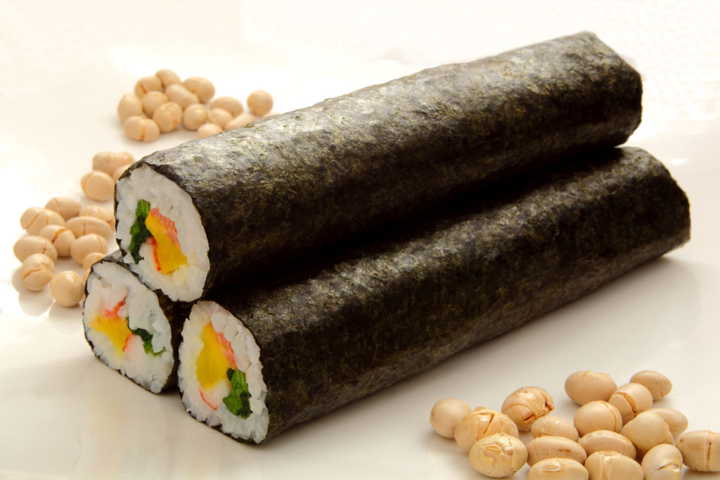 Sushi roll with say beans - Savvy Tokyo