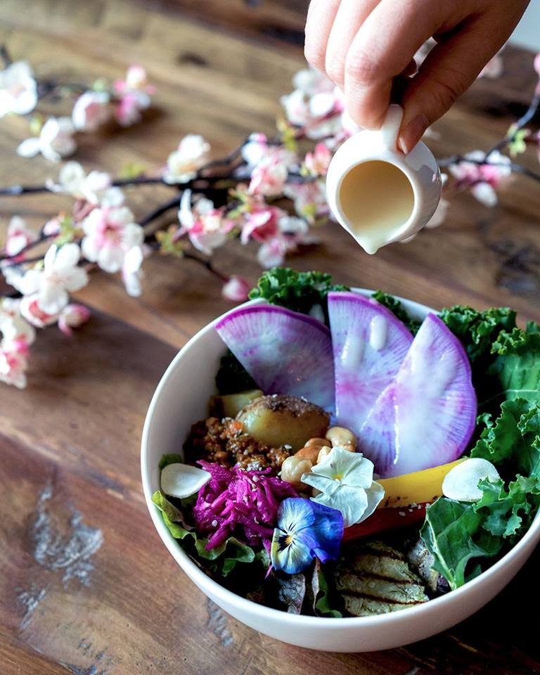 Botanist Cafe Buddha Bowl Edible Flowers Cafe