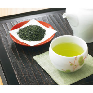 Japanese Sake 10 Japanese Gift Ideas for Your Significant Other This Valentine’s Day Green Tea