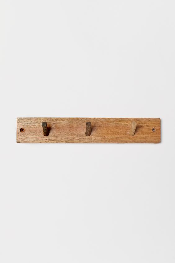 10 Aesthetically Pleasing House Décor Items Under ¥1000 - Wood hook