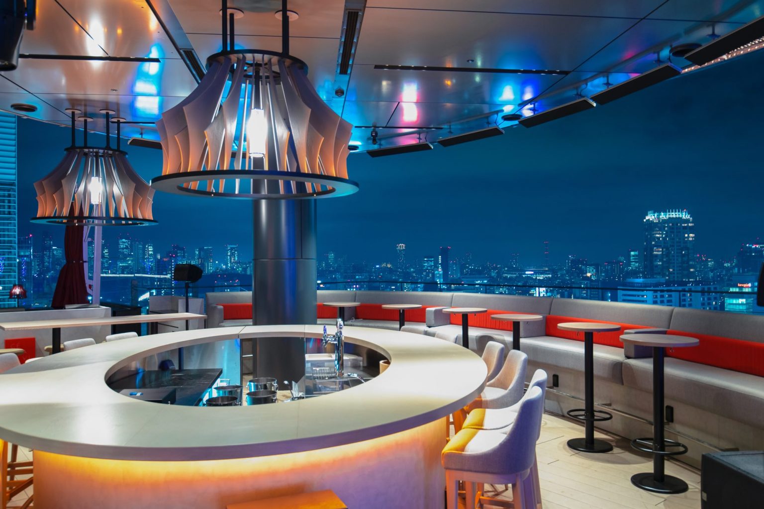 On Cloud Nine: Living the High Life with Cé La Vi Tokyo - Savvy Tokyo