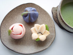 5 Fresh and Light Japanese Sweets to Welcome Spring