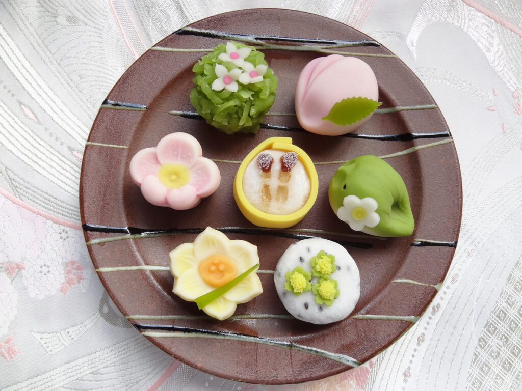 5 Fresh and Light Japanese Sweets to Welcome Spring