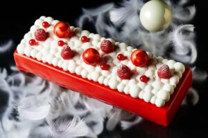 12 Christmas Cakes In Tokyo for Year-End 2023 Celebrations