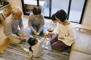 Traditional Games to Celebrate the New Year in Japan