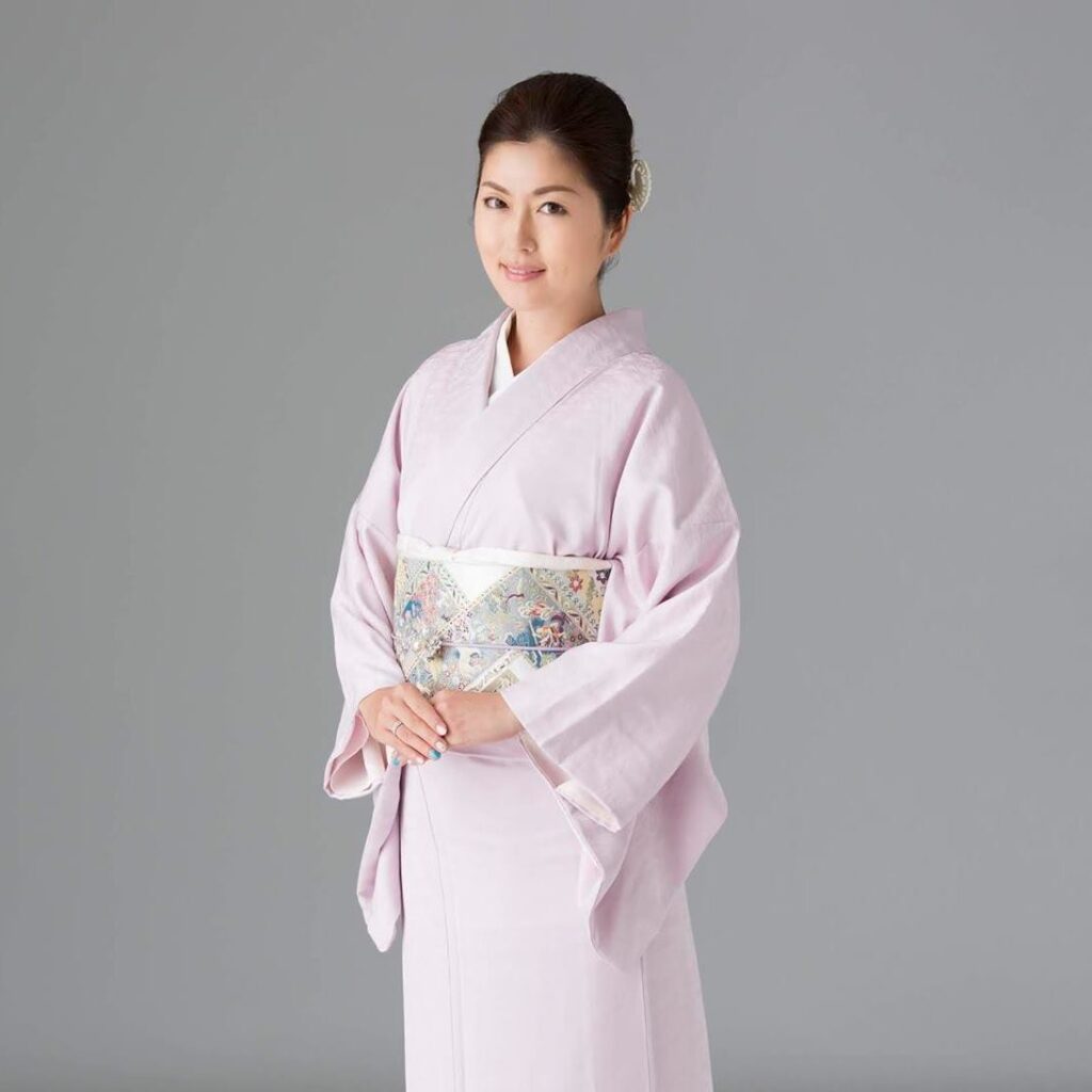 Mai in Kimono