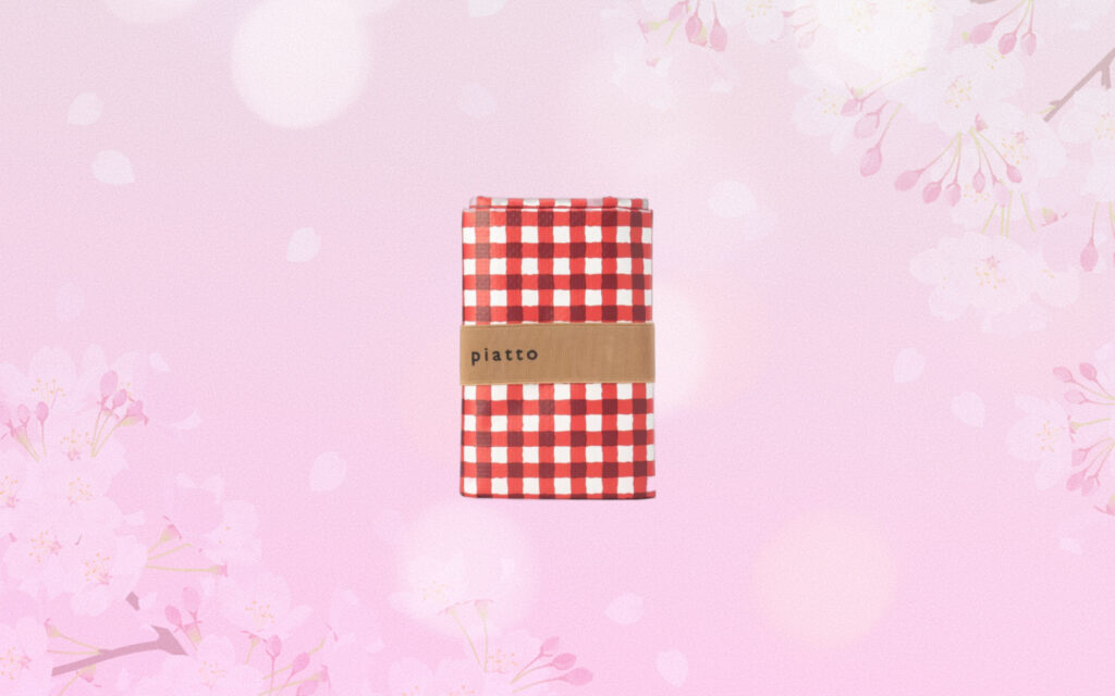 Piatto Gingham Check Picnic Sheet by Tokyu Hands