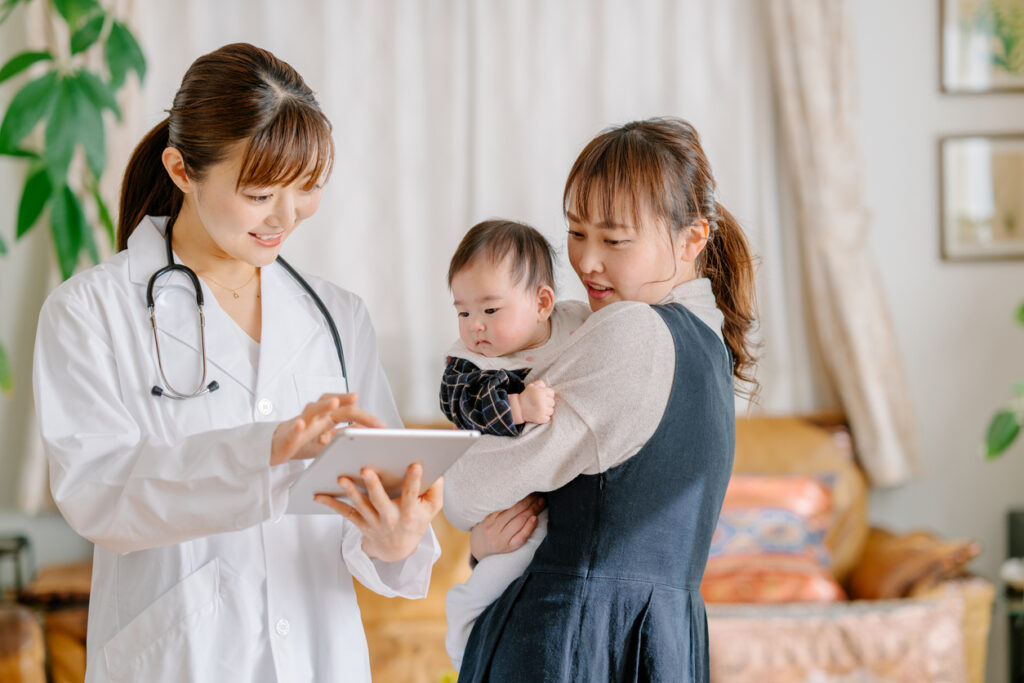 Newborn Home Visit (新生児訪問) Benefits Children Japan