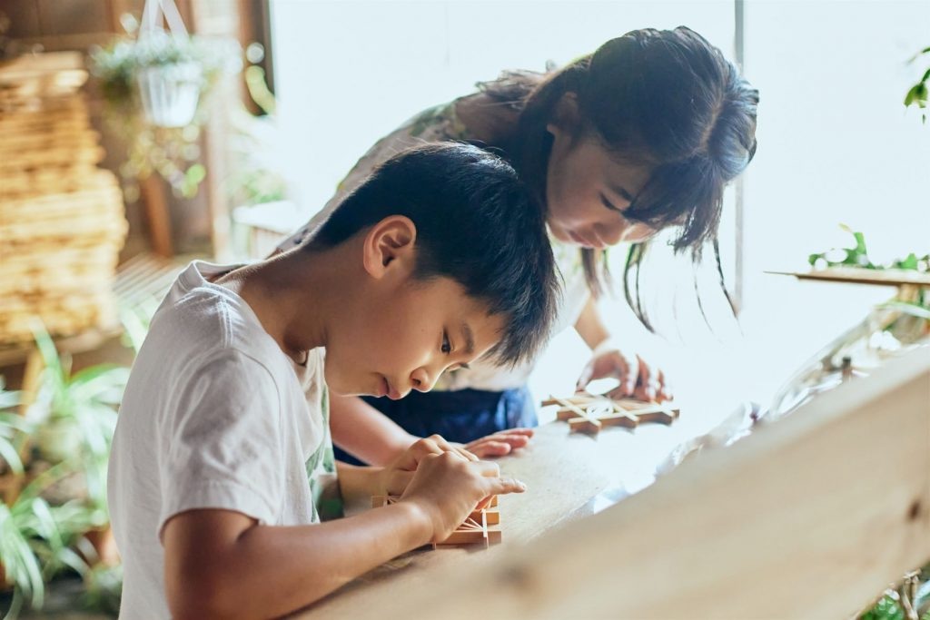 Be a Woodworker for a Day at a Kumiko Master’s Workshop