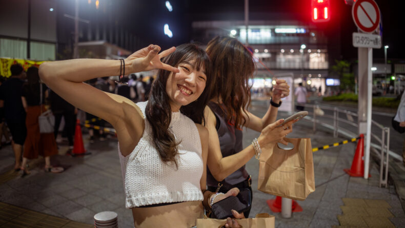 A Savvy Guide to the Nightlife in Tokyo for Women