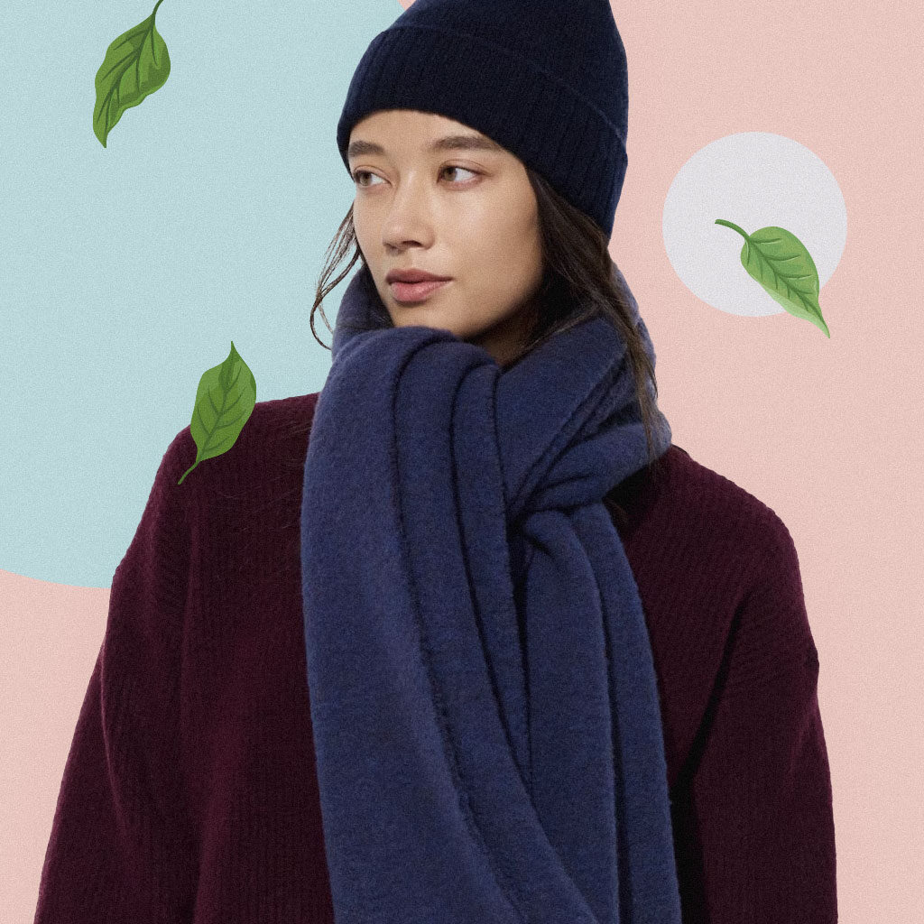 Souffle Yarn Chunky Stole in Blue | ¥2,990