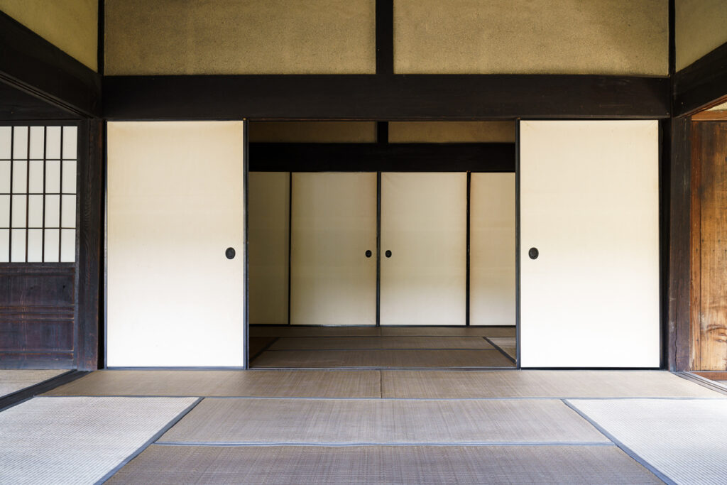 Sliding Doors: Fusuma Japan